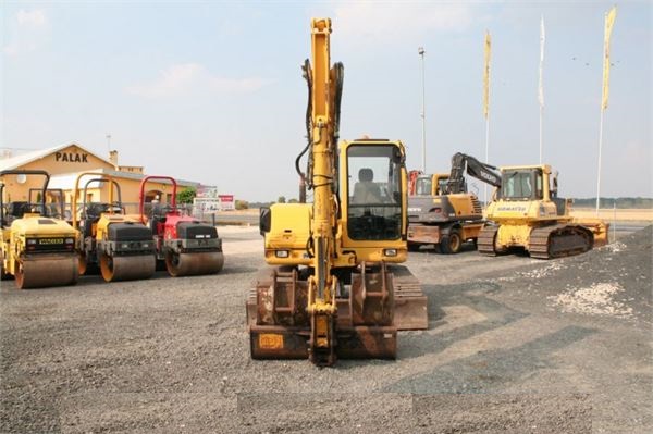 KOMATSU PC 95R tłoki i pierścienie